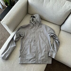 Men’s Columbia Rain Jacket - Medium